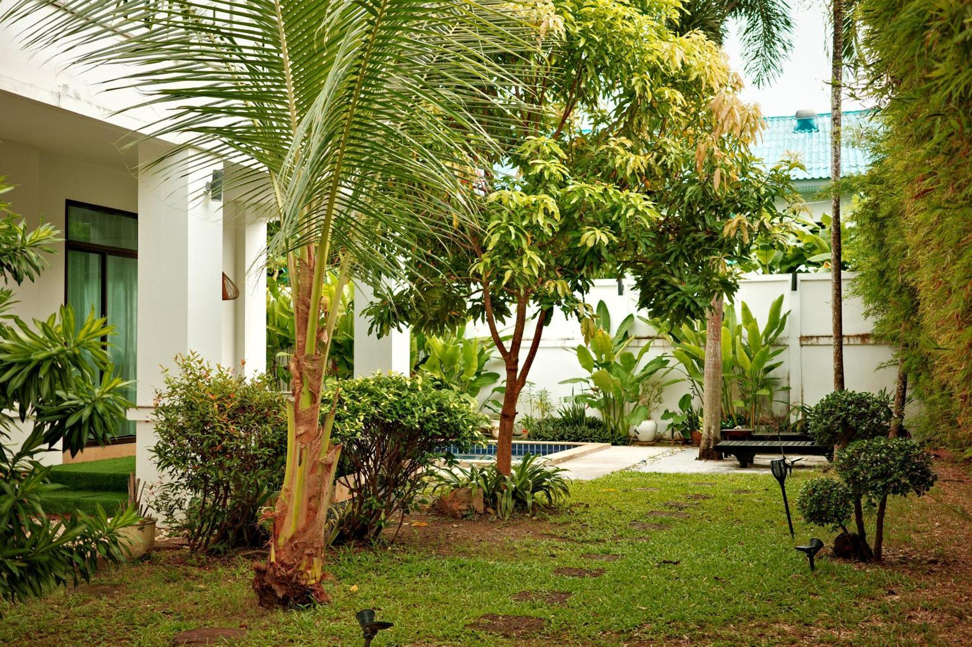 Beachfront Pool Villa Камала Бийч Екстериор снимка