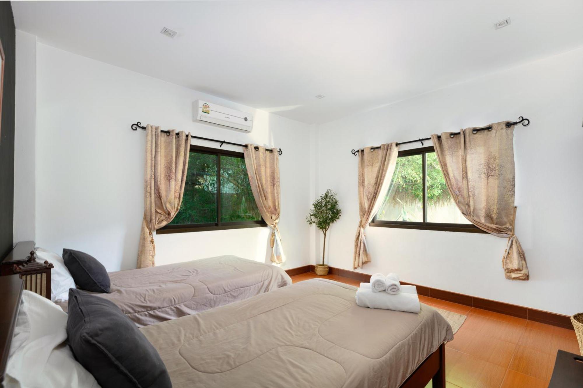 Beachfront Pool Villa Камала Бийч Екстериор снимка